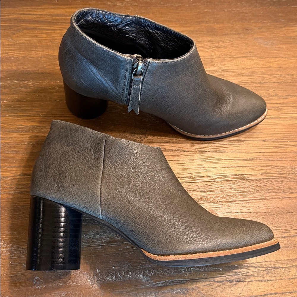Y’s Yohji Yamamoto Leather Ankle Boots